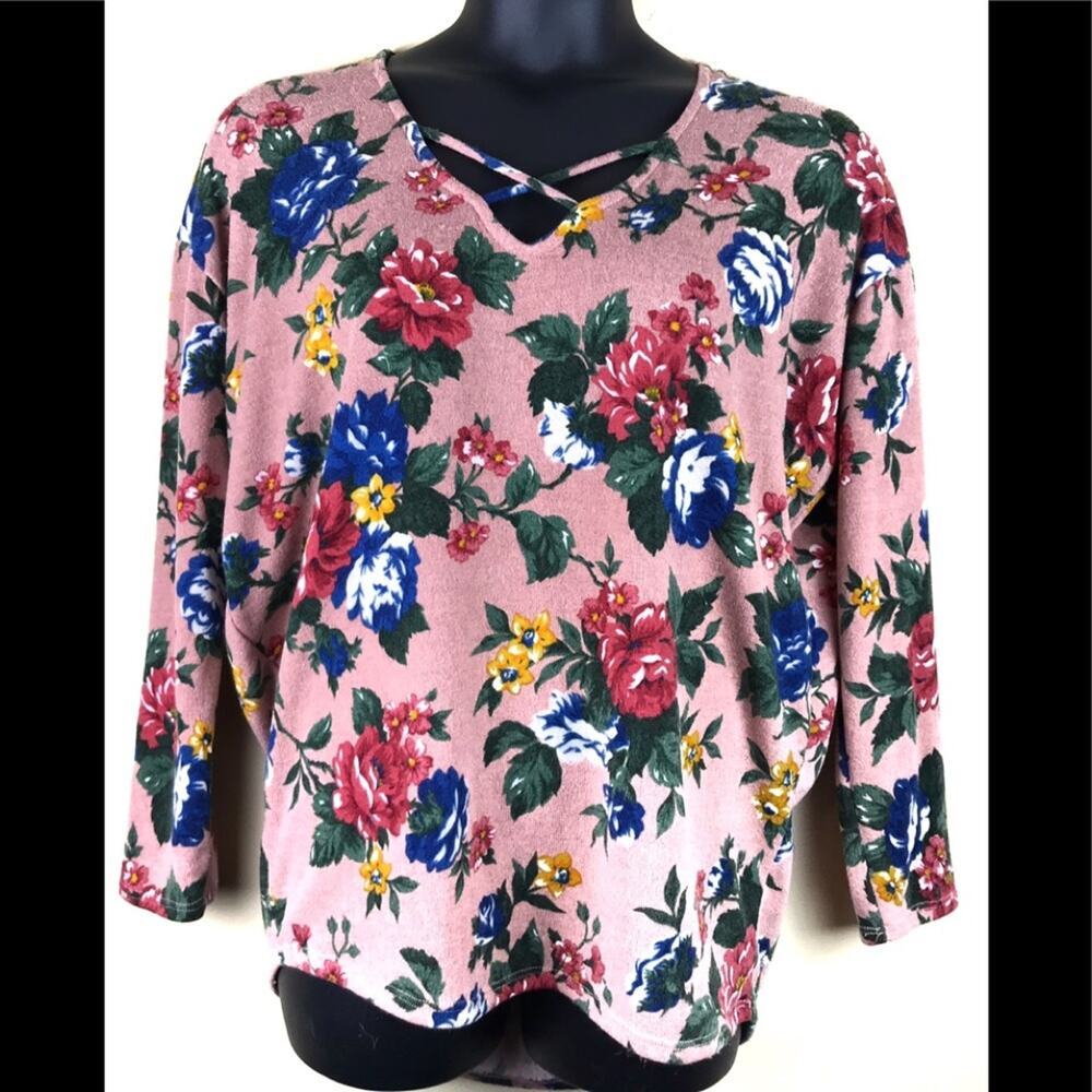 SWEET CLAIRE Floral Print Pullover Top Size Large